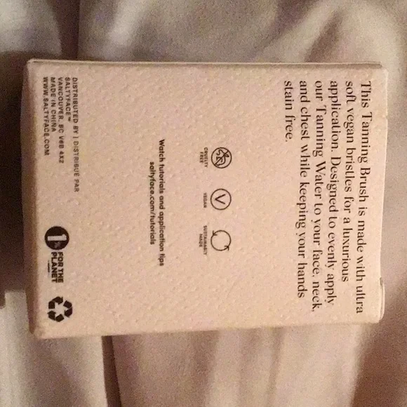 Saltyface Tanning brush for face new box - Picture 2 of 2